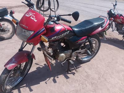 Honda deluxe 125  03333811238
