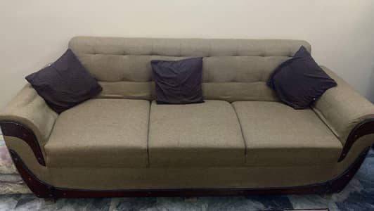 Urgent Sale: High-Quality 5 Seater Sofa Set with Cushions