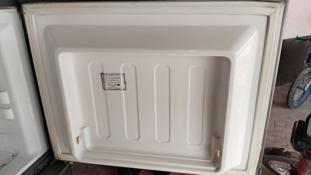 ریفریجریٹر 3