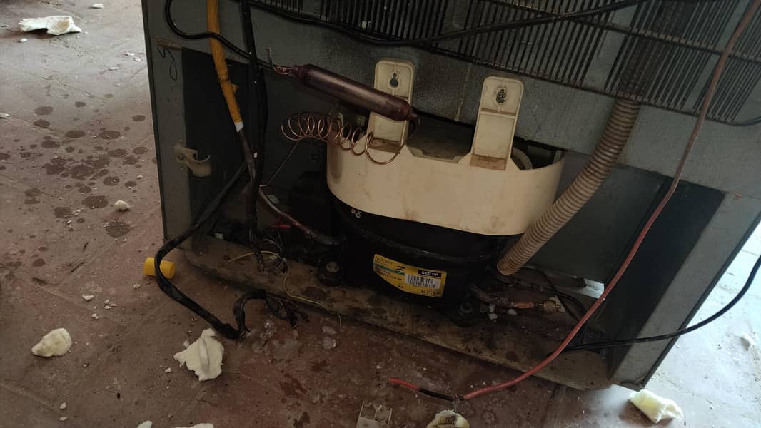 ریفریجریٹر 8