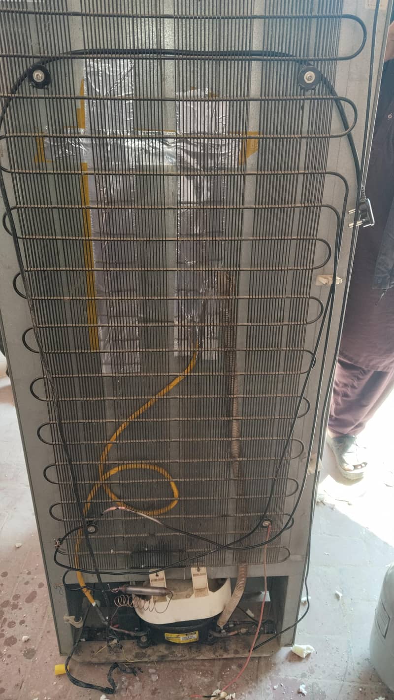 ریفریجریٹر 9