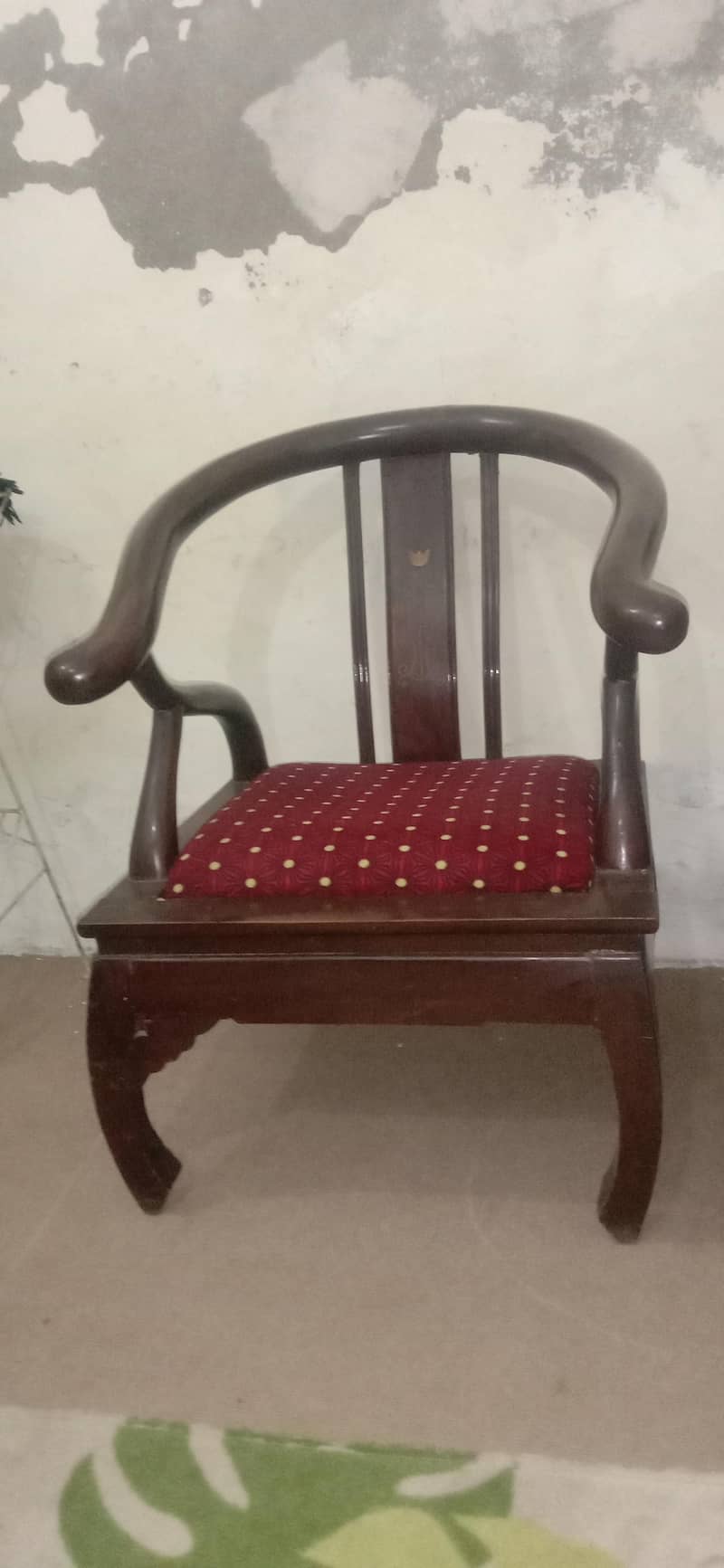 سیکنڈ ہینڈ لکڑی کا صوفہ سیٹ فروخت کے لیے دستیاب ہے، 7