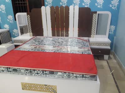 4 piece  bed set with king size molty eco foam with 2x foam pillow