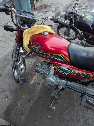 united 70 cc 2021 model in 10/10 condition