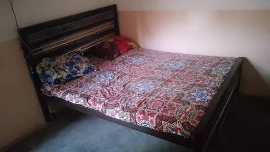 iron bed medium size he al ok he