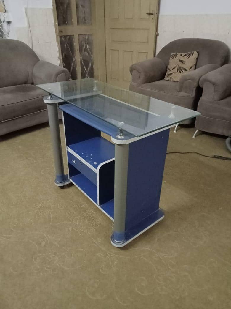 computer table 0