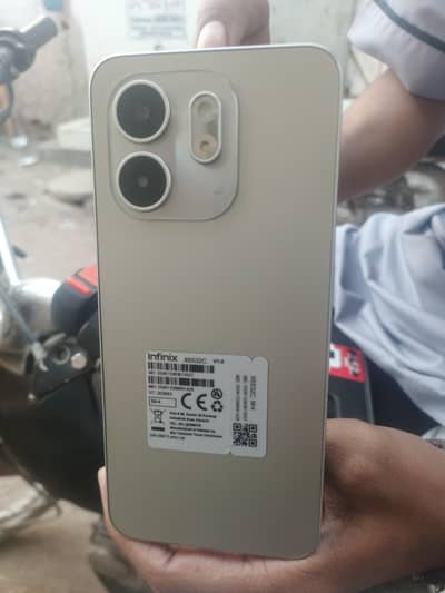 Infinix Smart 9 Hd 4gb 64gb full vip condition 8month warranty