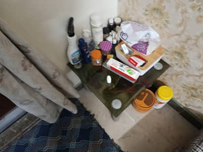 4 small 1 medium and 1 big table