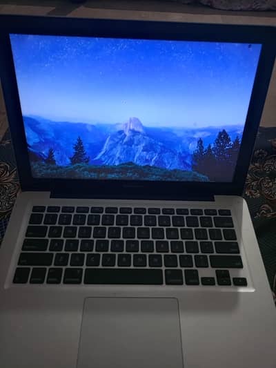 MacBook Pro i5 2013 Model