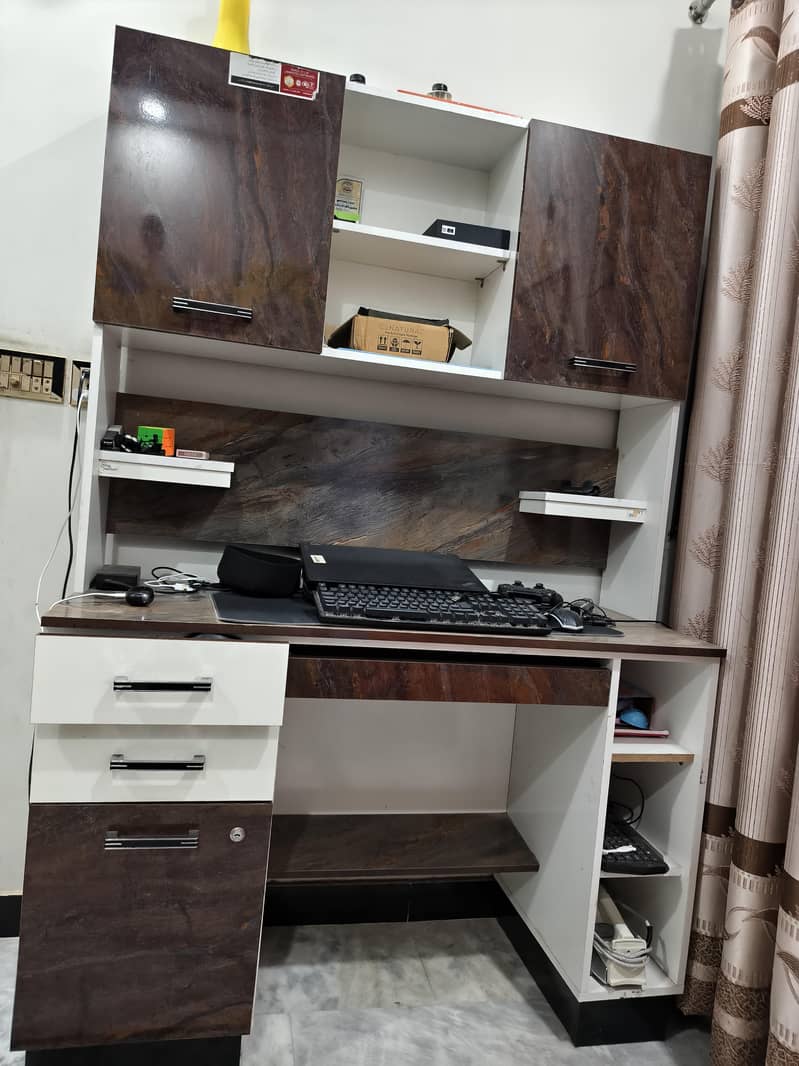 gaming and study table 1