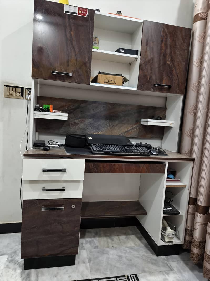 gaming and study table 2