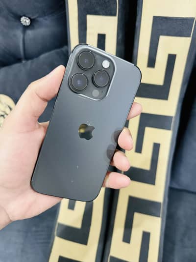 Iphone 14 Pro | Water Packed | 10/10 | BH 86%