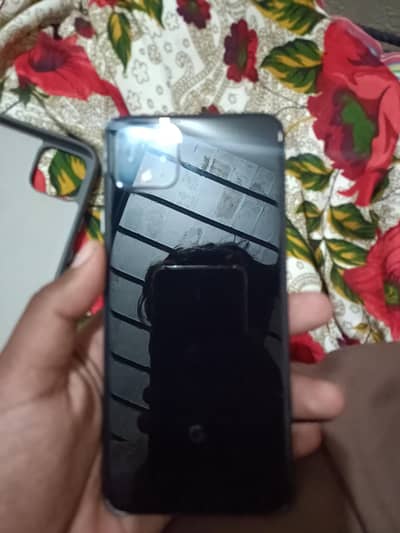 exchange possible with laptop or iphone 11pro