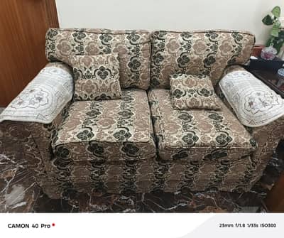 5 seated sofa