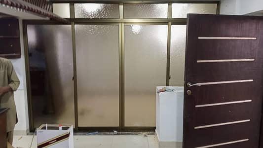 Aluminum and glass work