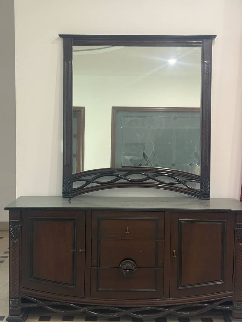 Solid Wood Dressing Table 0