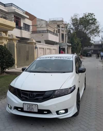 Honda city 1.3 (face-up lifted)Call or WhatsApp 0/3/2/3/4/9/1/1/2/8/9