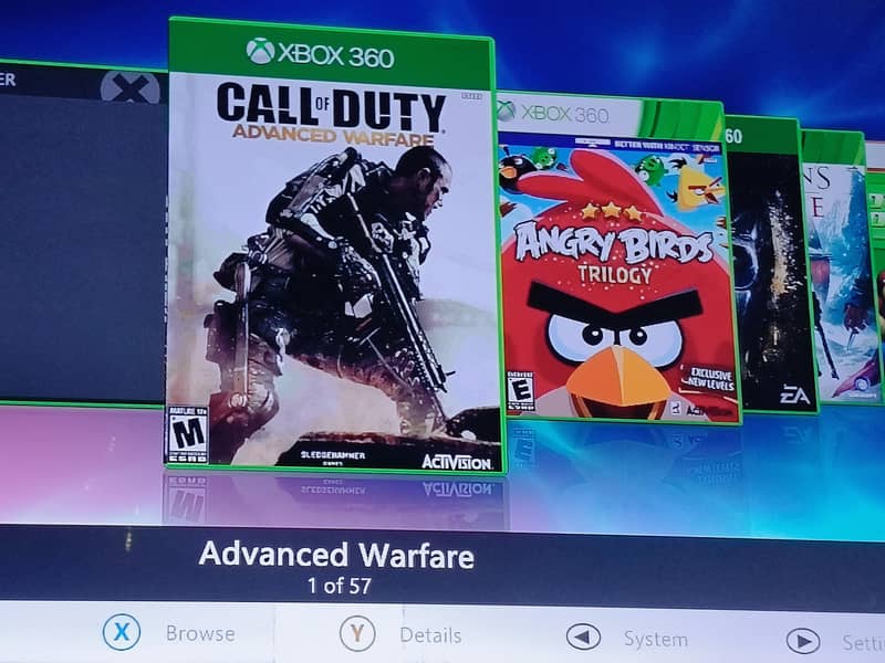 Xbox 360 console with one controller 2