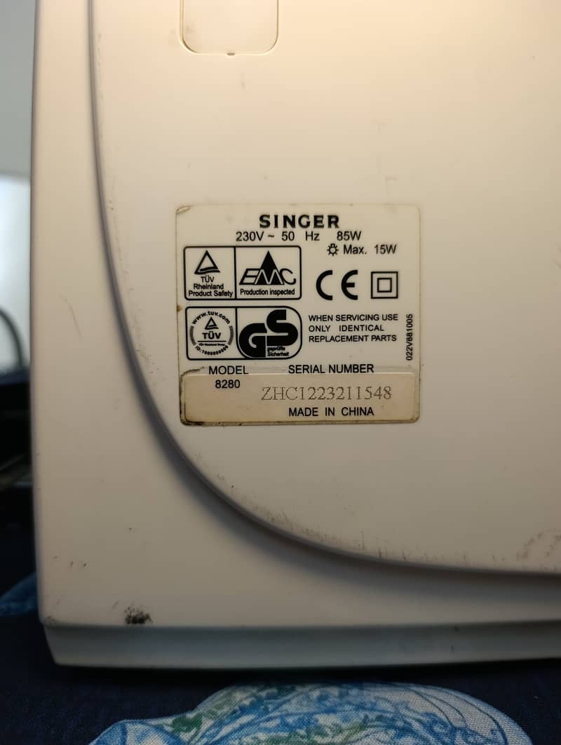 SINGER Model 8280 6