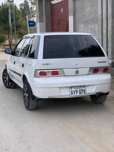 suzuki cultus 2013 model lahore rejister