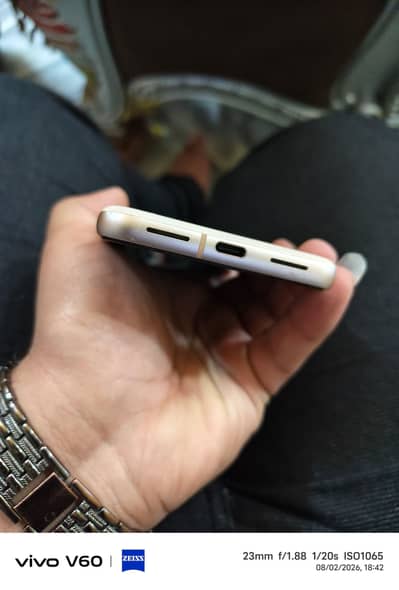 Google pixel 8 8gb ram 128gb rom