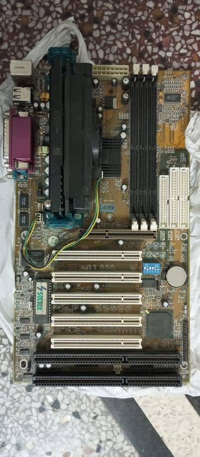junk Mother board intel pentium 3