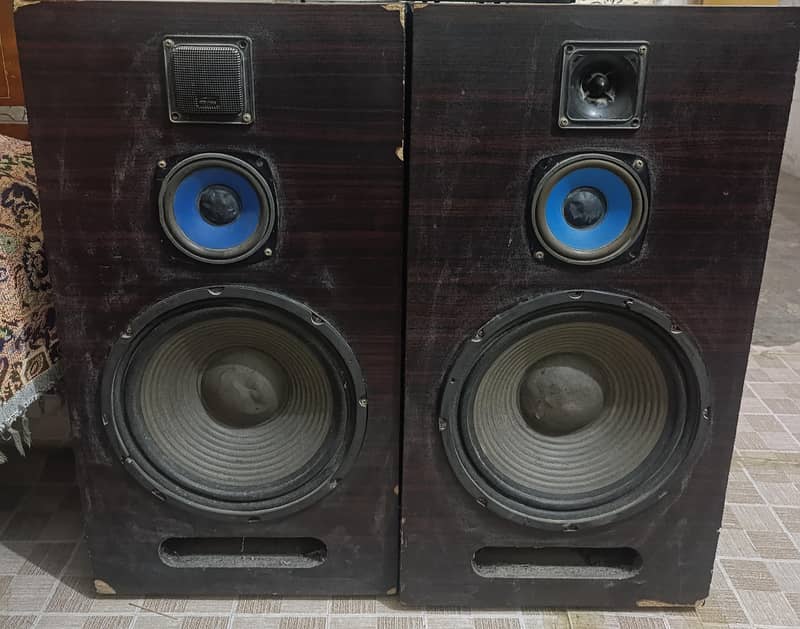 Speaker pair 0