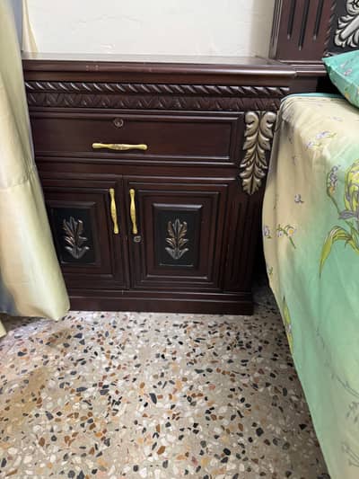 Chinioti wooden Bed set with side tables/matress and dressing table