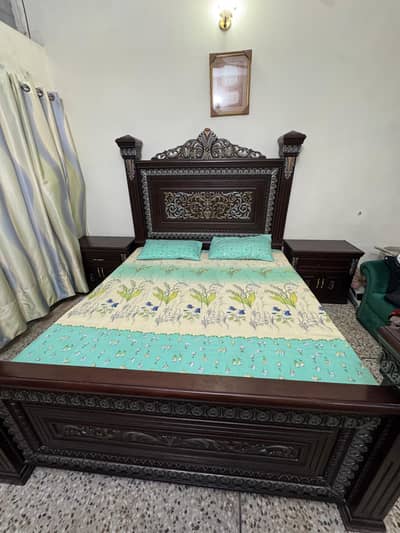 Chinioti wooden Bed set with side tables/matress and dressing table