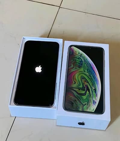 iPhone XS Max 256 GB memory PTA approved 0329.840. 9745