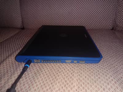 Dell Latitude 3340 - Intel Core i5 - 4GB RAM