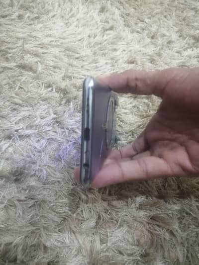 oppo Reno 4 back serf crack good camra good battery time box han charg