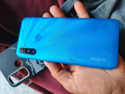 realme c3 3 32 with only box