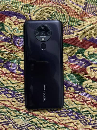 Tecno spark 6 condition 9 /10  finger not working without box
