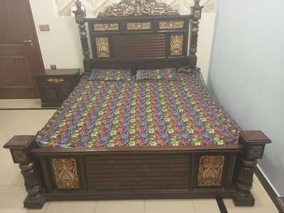 Bed Set with deewan and chairs