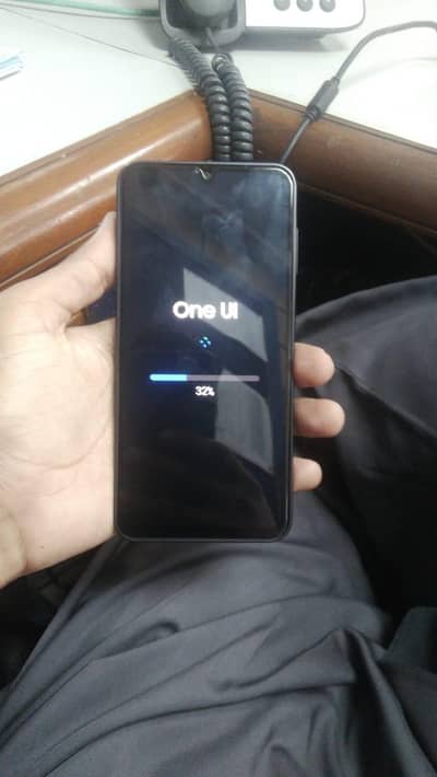 Samsung A16 6/128 gb 6 months warranty.