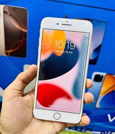 iphone 7 plus 128 GB my WhatsApp number 03 20 24 100 47