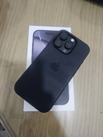 Iphone 16 pro 10/10 condition with official apple warranty remaining