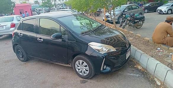 TOYOTA VITZ SAFETY EDITION II - PUSH START, PAINO INTERIOR