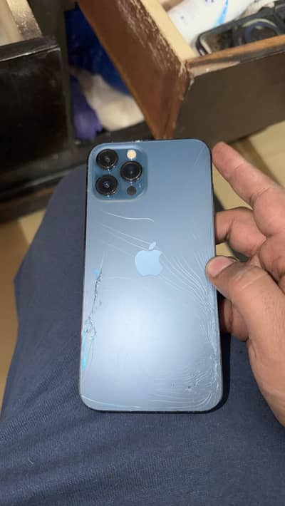 12 pro max non Pta 128 GB battery health 76%