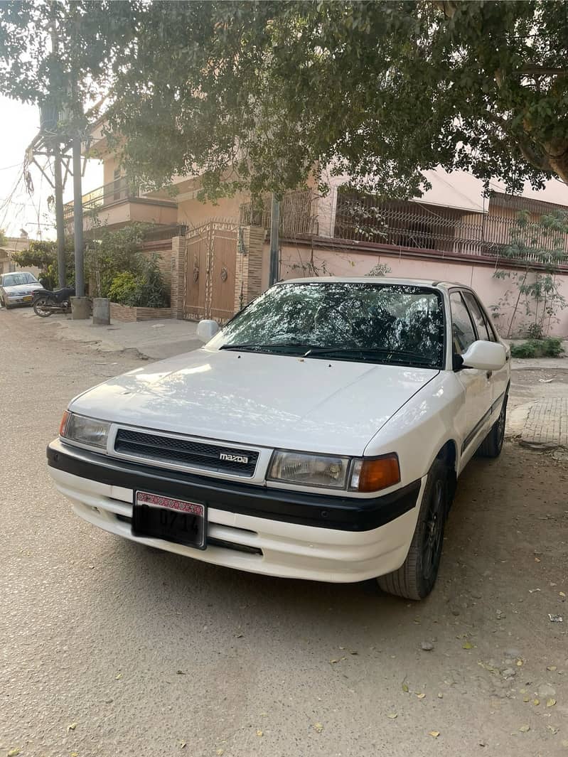 MAZDA 323 AUTOMATIC 1