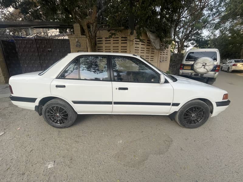 MAZDA 323 AUTOMATIC 4