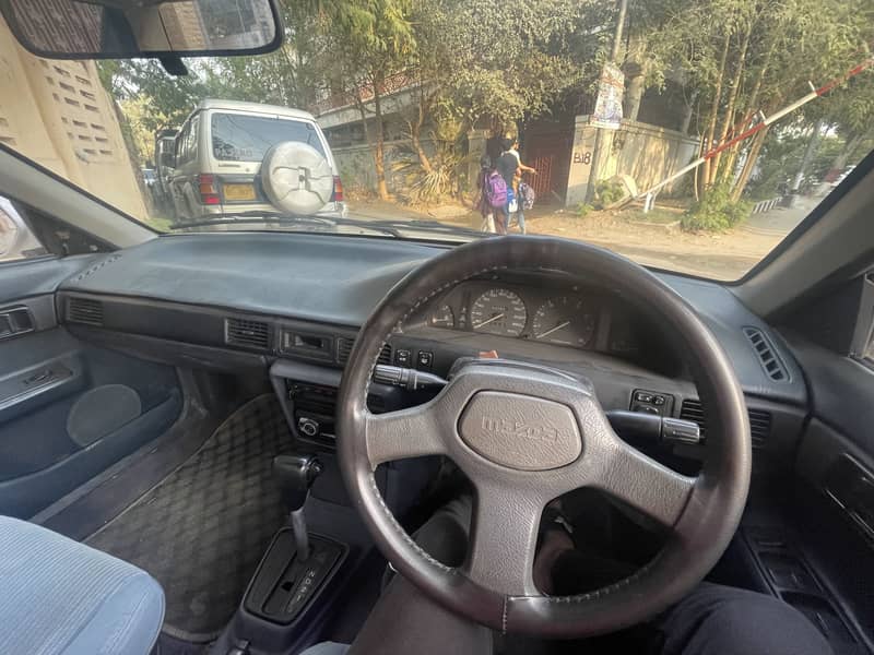 MAZDA 323 AUTOMATIC 8