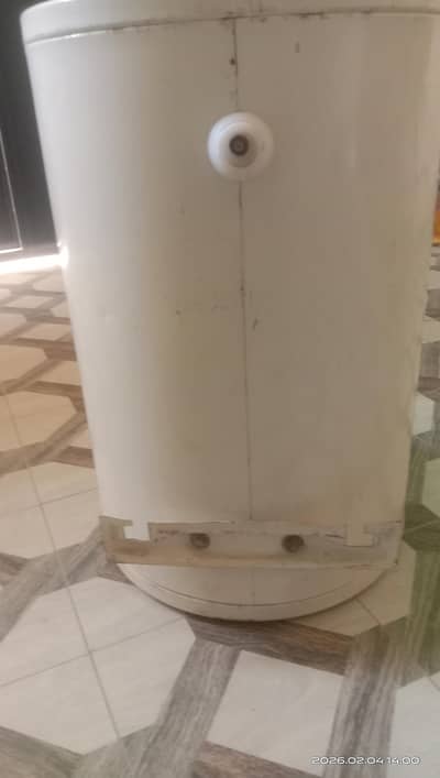 Geyser urgent for sale