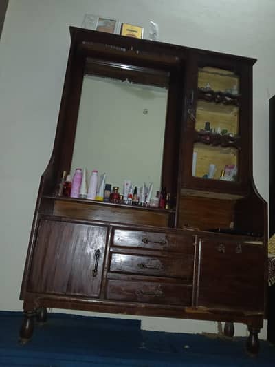 Dressing Table for Sale