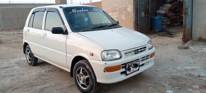 Daihatsu Cuore 2003