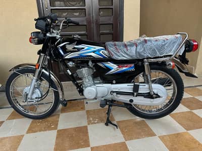 Honda CG 125 Black (2025 Model) - First Owner
