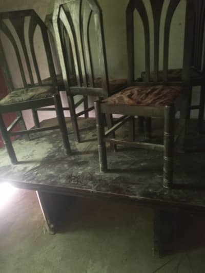 daining table with chair