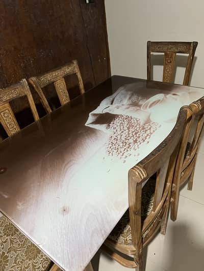 Dining Table 6 seater good condition