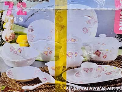 Dinner set for 8 people